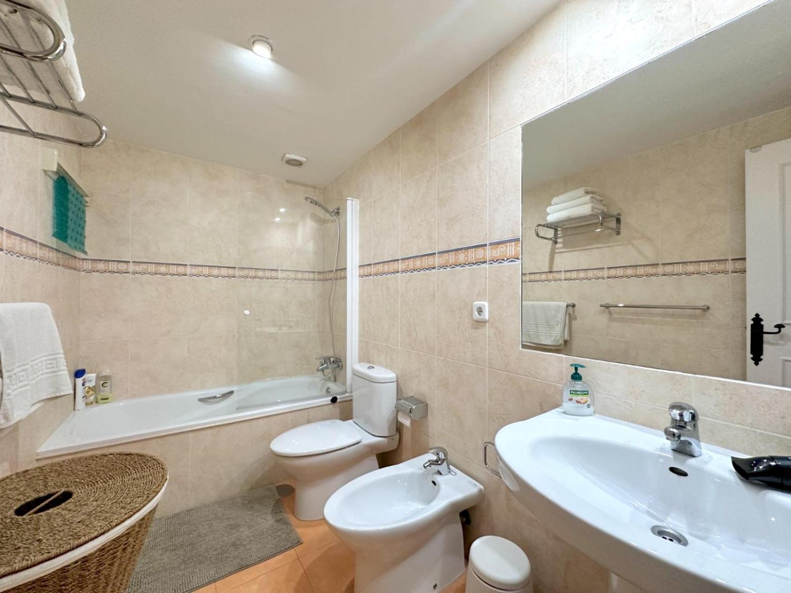 Apartamento Modern 2 Bedroom In Marbella